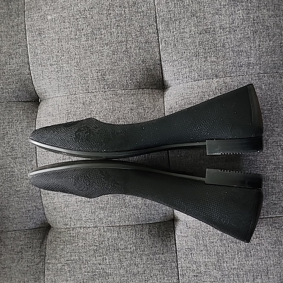 Black ballerina ecco shoes - 7 and 7.5 - Picture 2 of 6